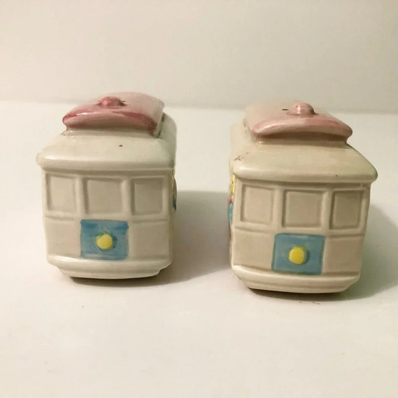 Vintage SNCO  Imports San Francisco Trolley Car Salt And Pepper Shakers - Picture 4 of 16